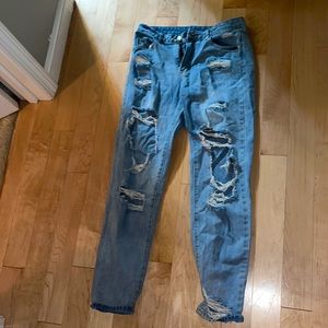 women’s medium jeans from shein, super comfortable, cute, stylish